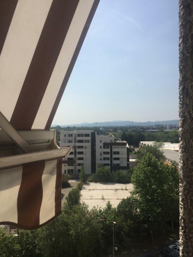 Stanza In Appartamento Privato Zona San Vitale Bologna Exteriör bild
